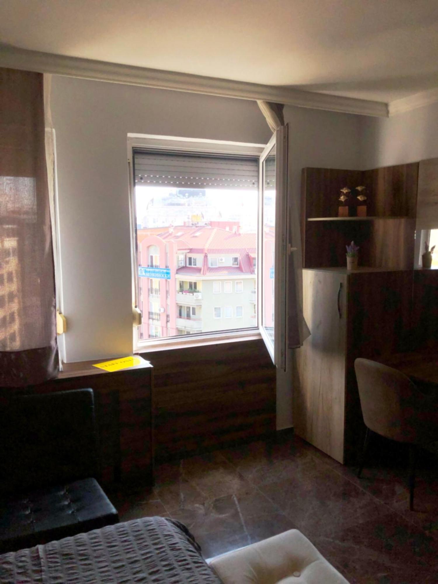 Hotel Room City Square With Great View No Parking Skopje Bagian luar foto